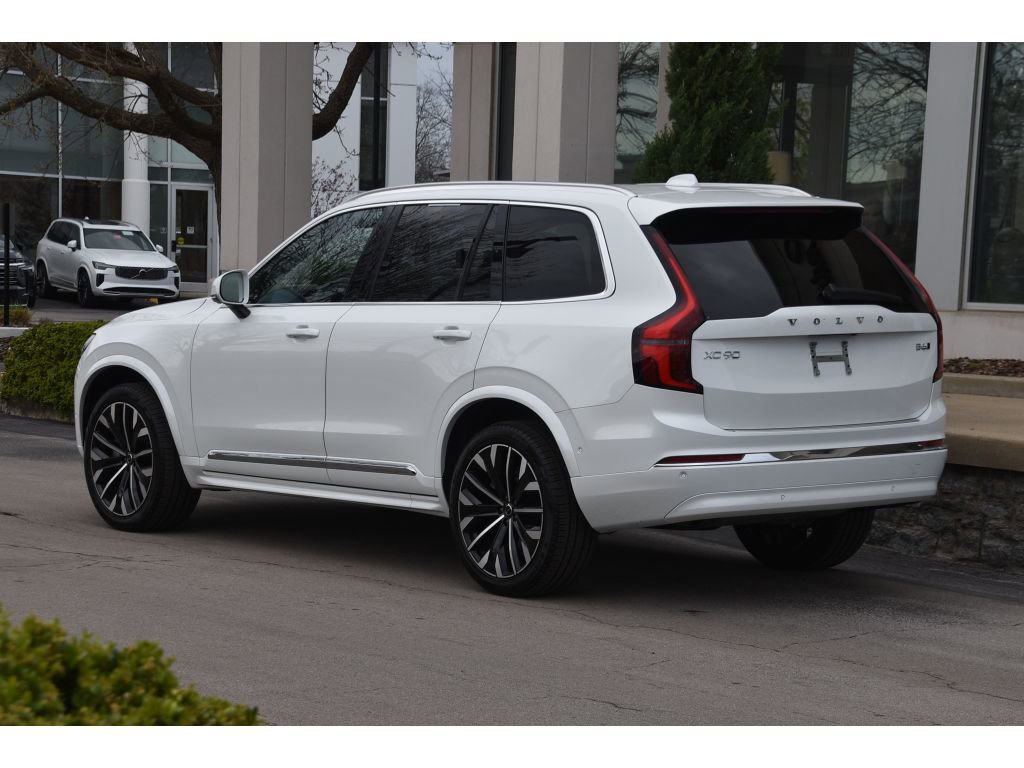 Certified 2025 Volvo XC90 B6 Ultra image 6