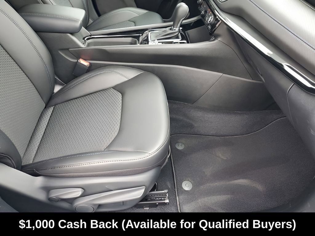 New 2026 Jeep Compass Latitude AWD/4WD image 18