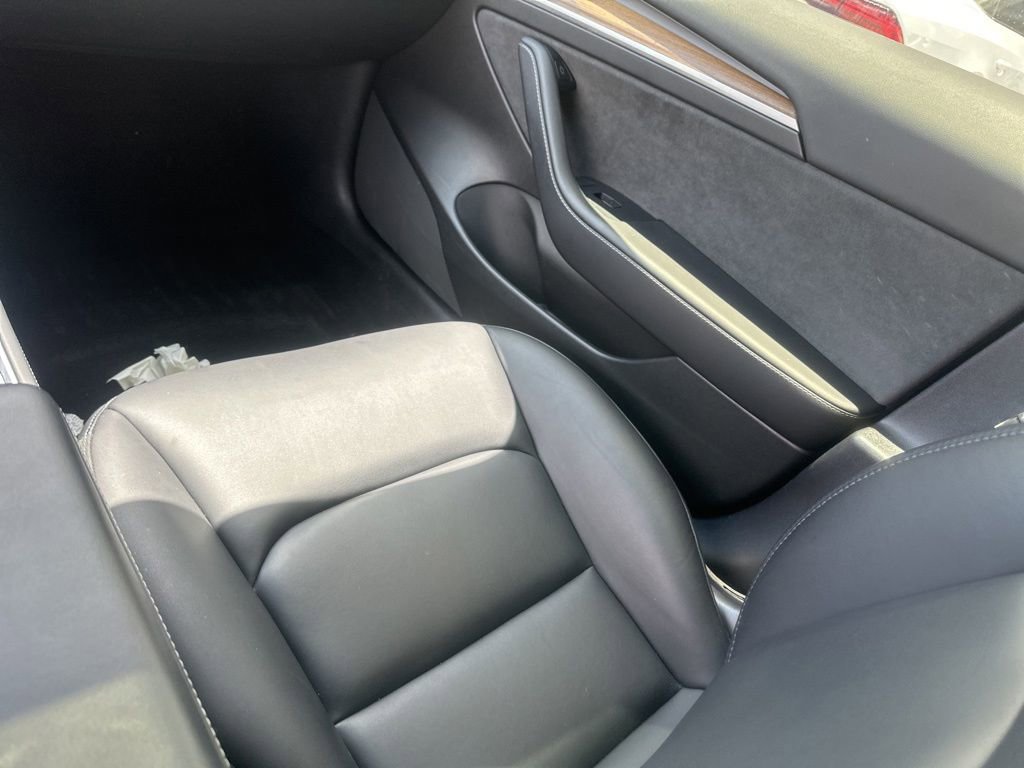 Used 2022 Tesla Model 3 Long Range AWD/4WD image 10
