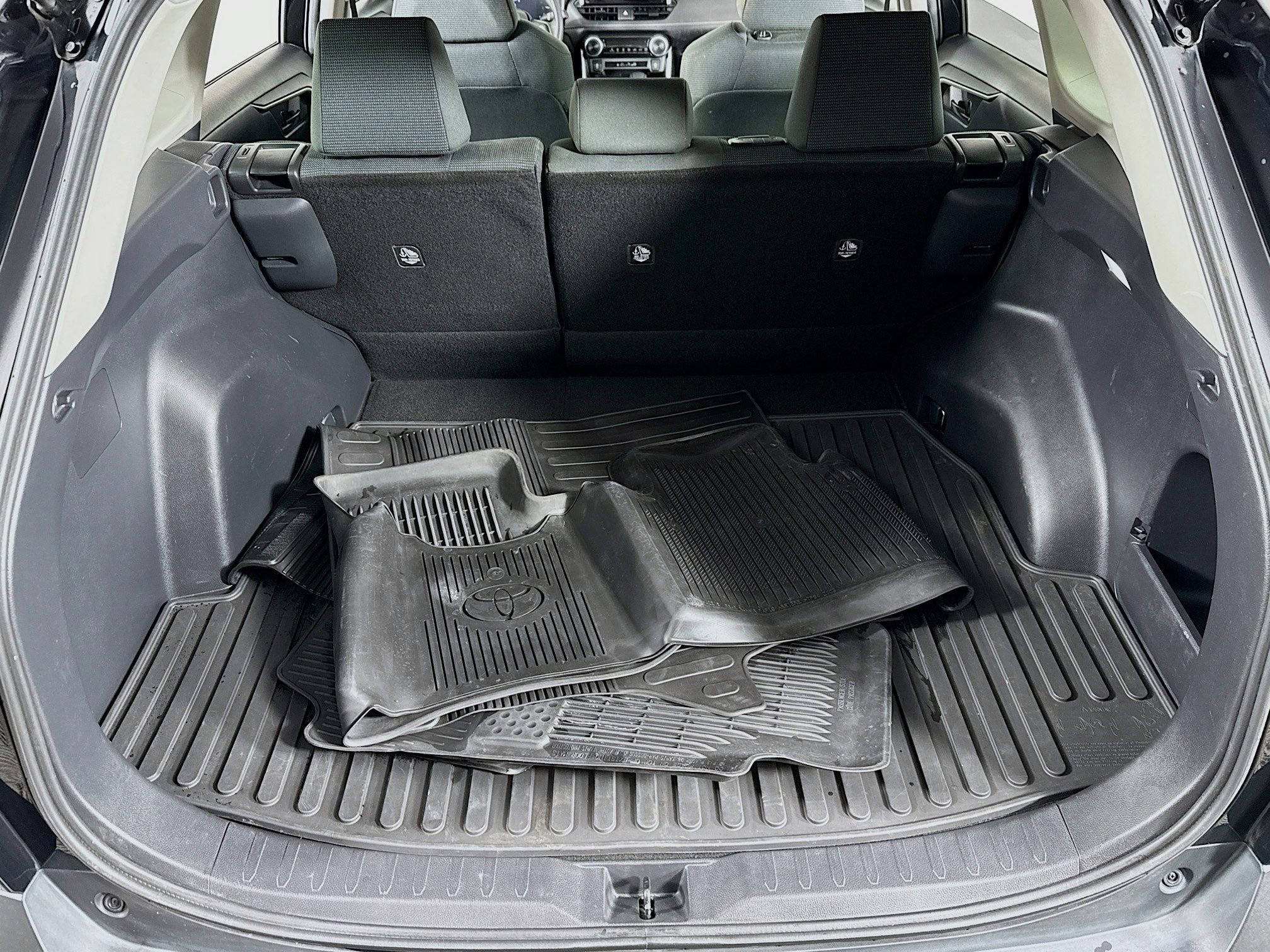 Certified 2023 Toyota RAV4 LE image 20