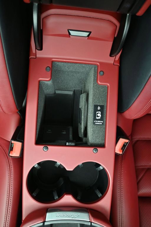 Certified 2022 Porsche Macan GTS AWD/4WD image 25