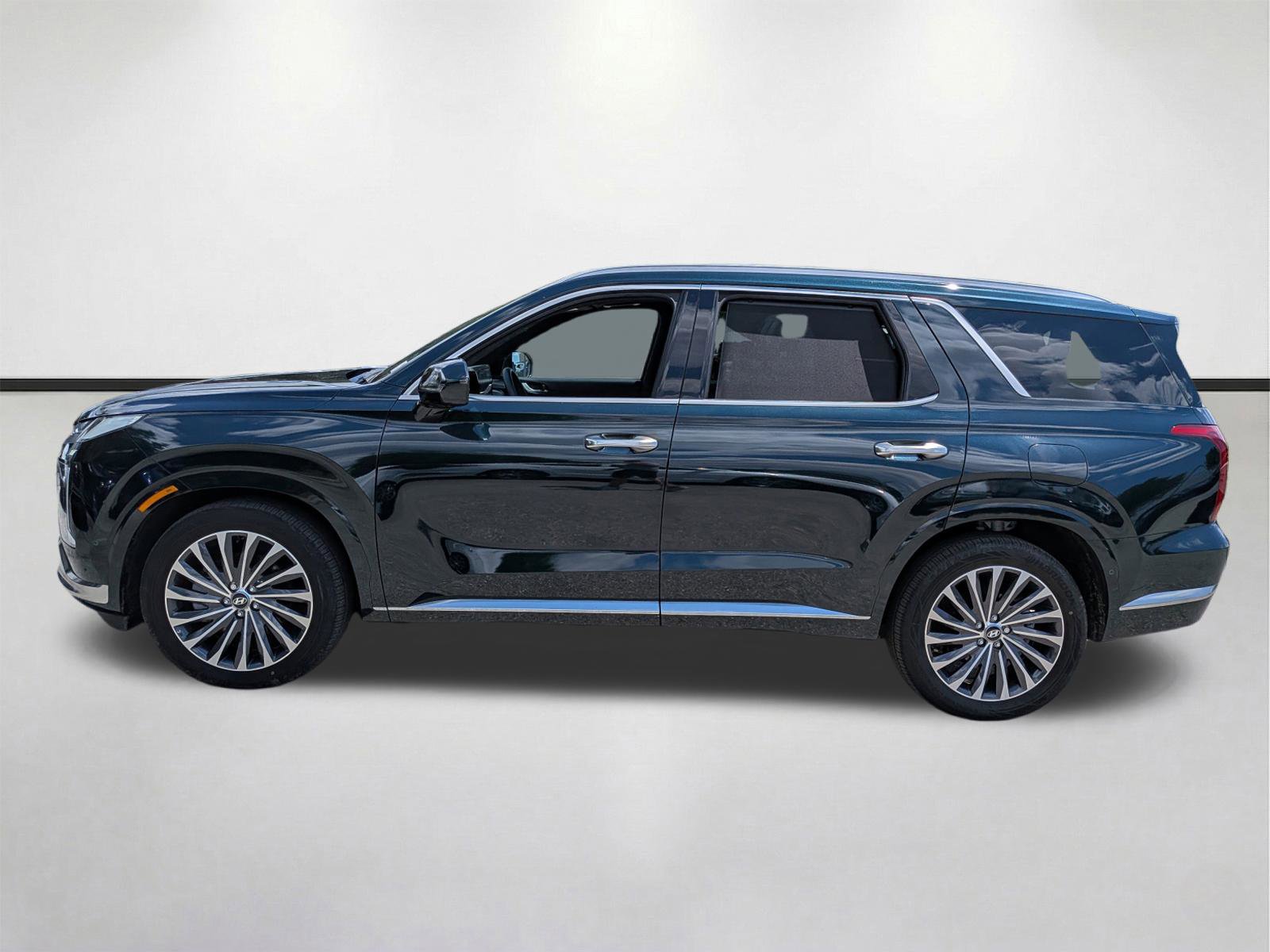 Used 2025 Hyundai Palisade Calligraphy FWD image 7
