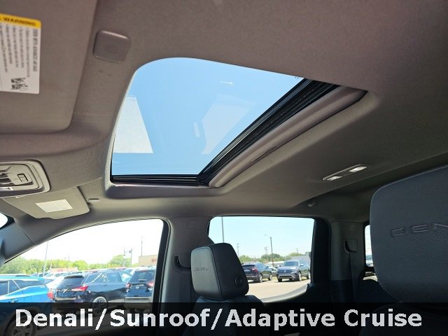 Used 2022 GMC Sierra 1500 Denali w/ Denali Premium Package image 12