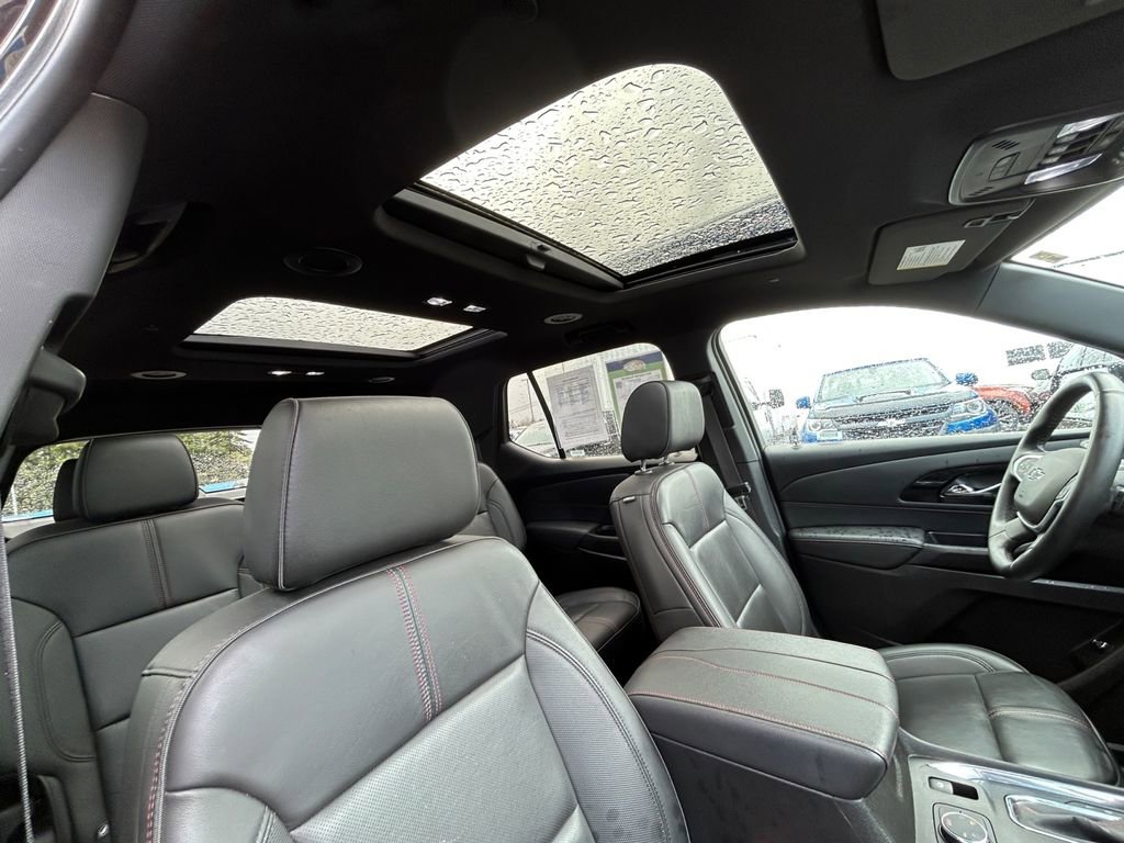 Used 2023 Chevrolet Traverse RS AWD/4WD image 27