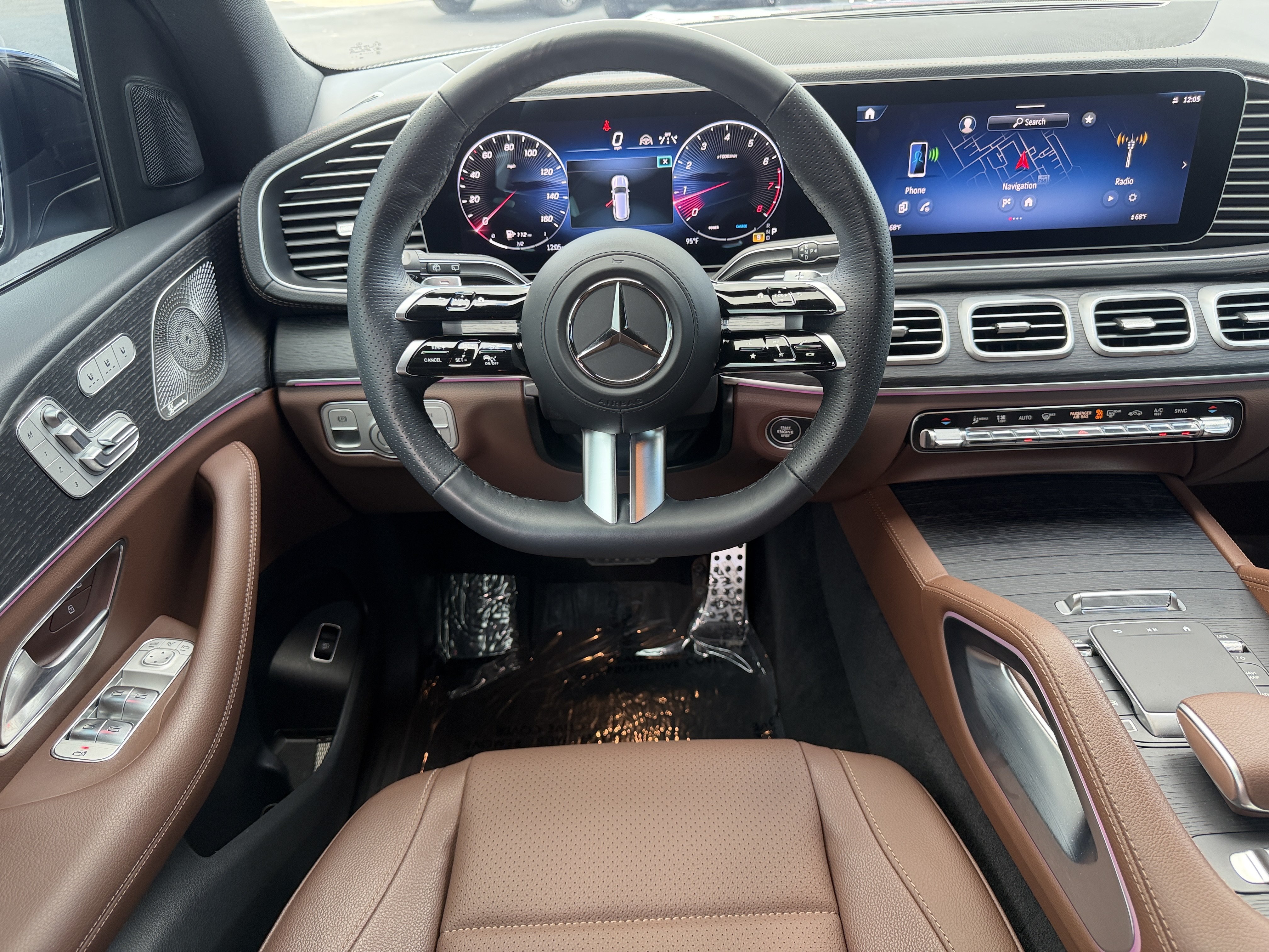 Used 2025 Mercedes-Benz GLS 450 4MATIC image 15