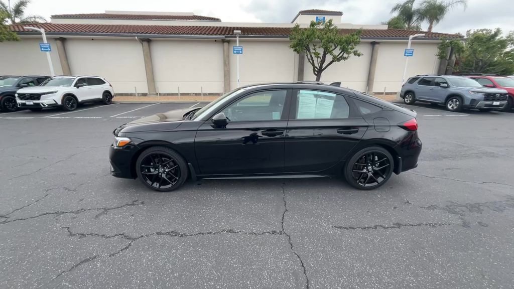 Used 2023 Honda Civic Sport image 5