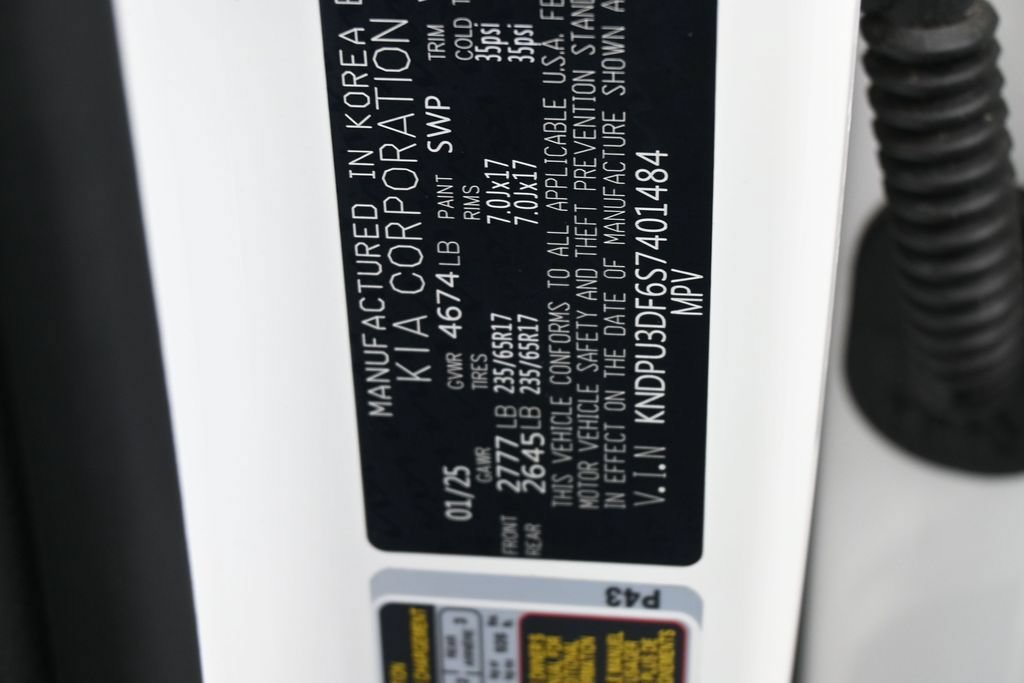 Used 2025 Kia Sportage LX FWD image 16