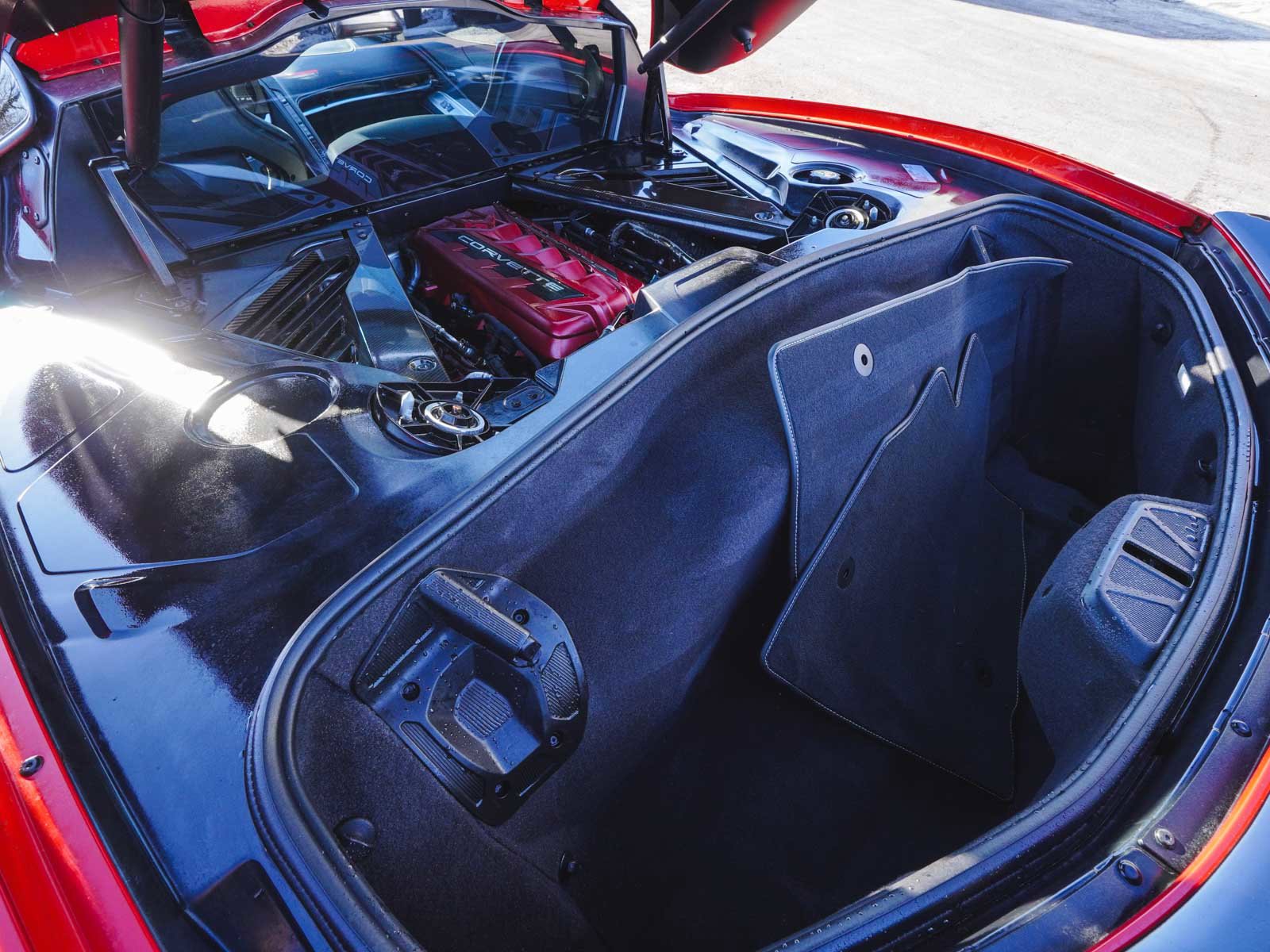 Used 2021 Chevrolet Corvette Stingray Coupe w/ Engine Appearance Package image 36