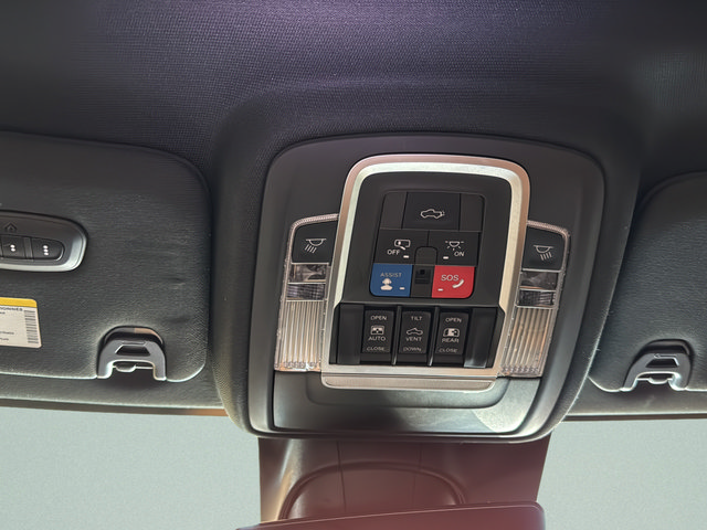 Used 2020 RAM 2500 Limited AWD/4WD image 21