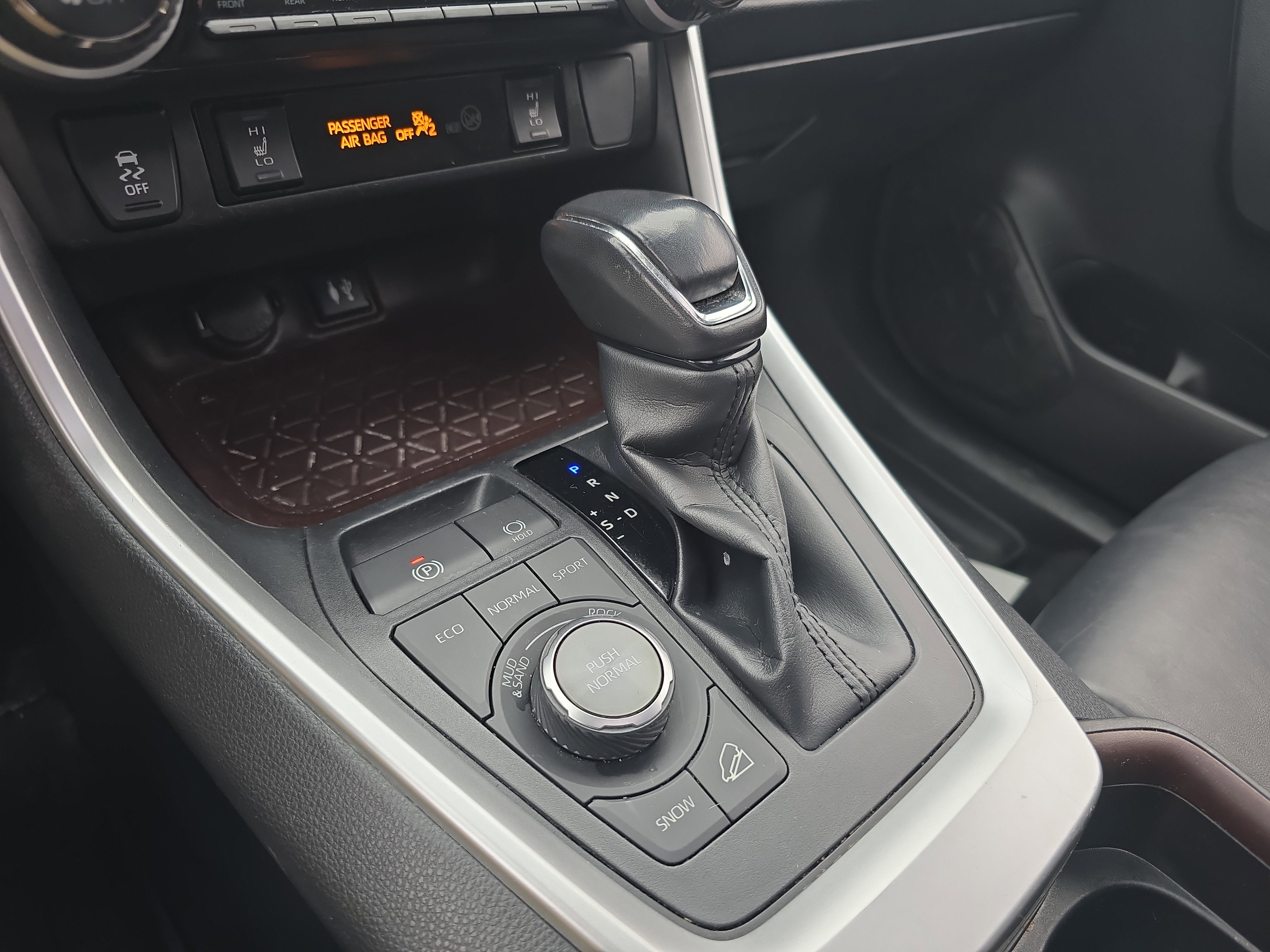 Used 2019 Toyota RAV4 Limited w/ All Weather Liner Package image 26