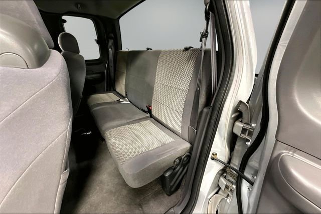 Used 2003 Ford F150 XLT AWD/4WD image 18