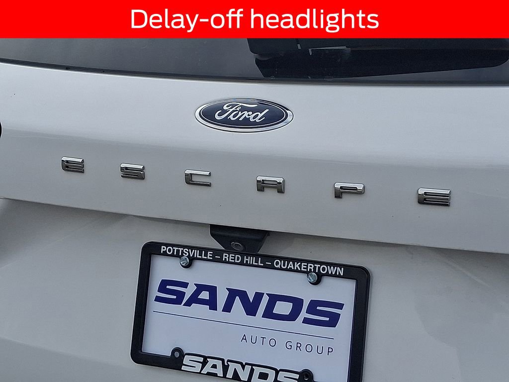 Used 2021 Ford Escape SE image 29