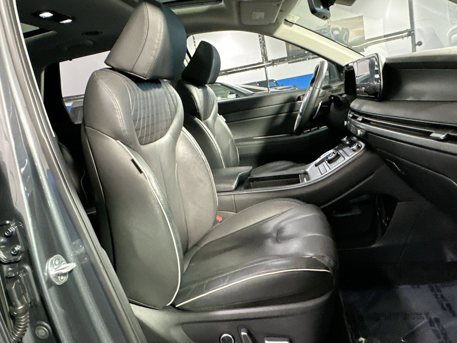 Used 2023 Hyundai Palisade Limited image 38