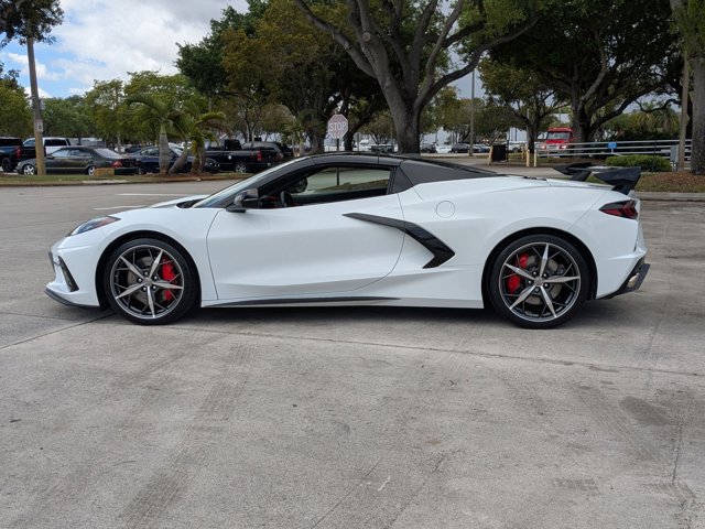 Used 2021 Chevrolet Corvette 3LT w/ Z51 Performance Package image 9