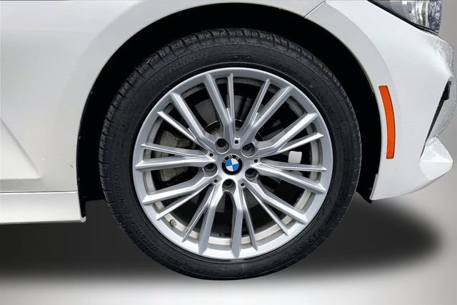 Used 2024 BMW 330i xDrive Sedan w/ Convenience Package image 8