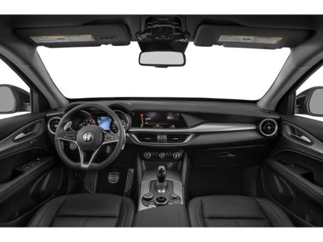 Used 2020 Alfa Romeo Stelvio RWD image 11
