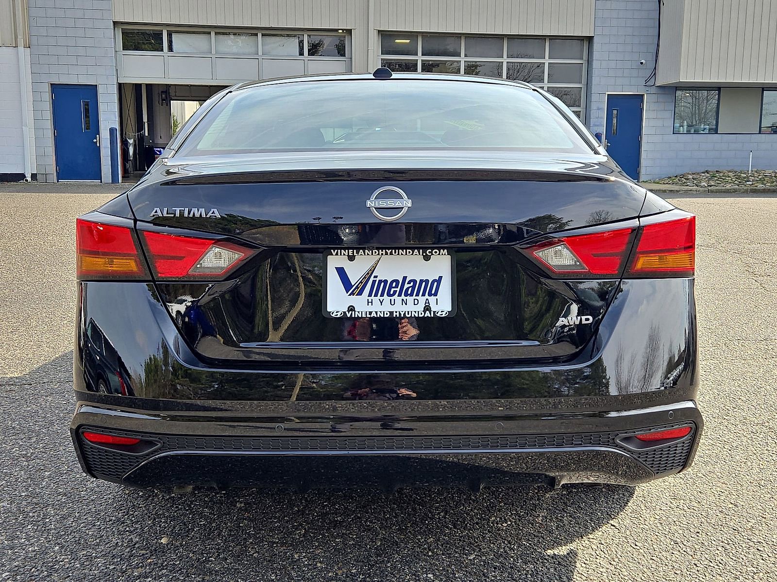 Used 2025 Nissan Altima 2.5 SV AWD/4WD image 28