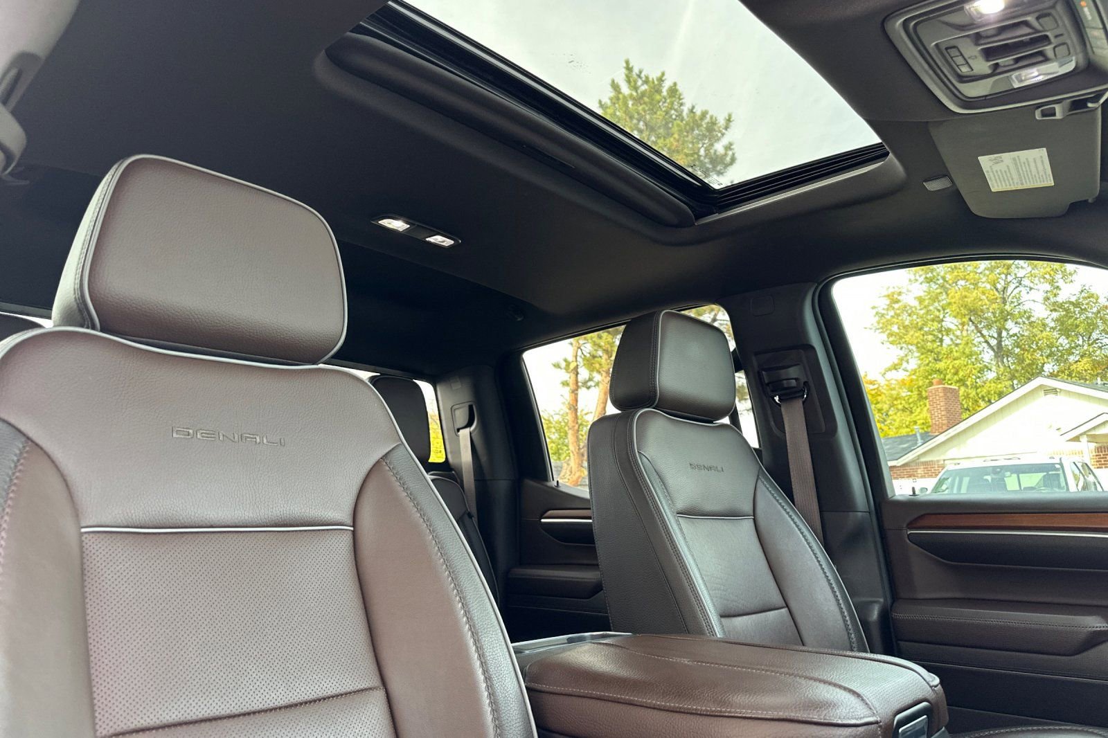 Used 2023 GMC Sierra 1500 Denali w/ Technology Package image 16