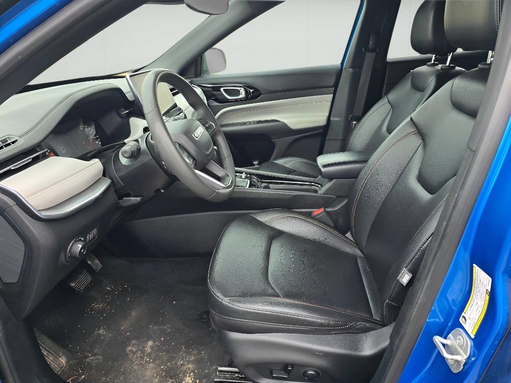 Used 2024 Jeep Compass Limited AWD/4WD image 28