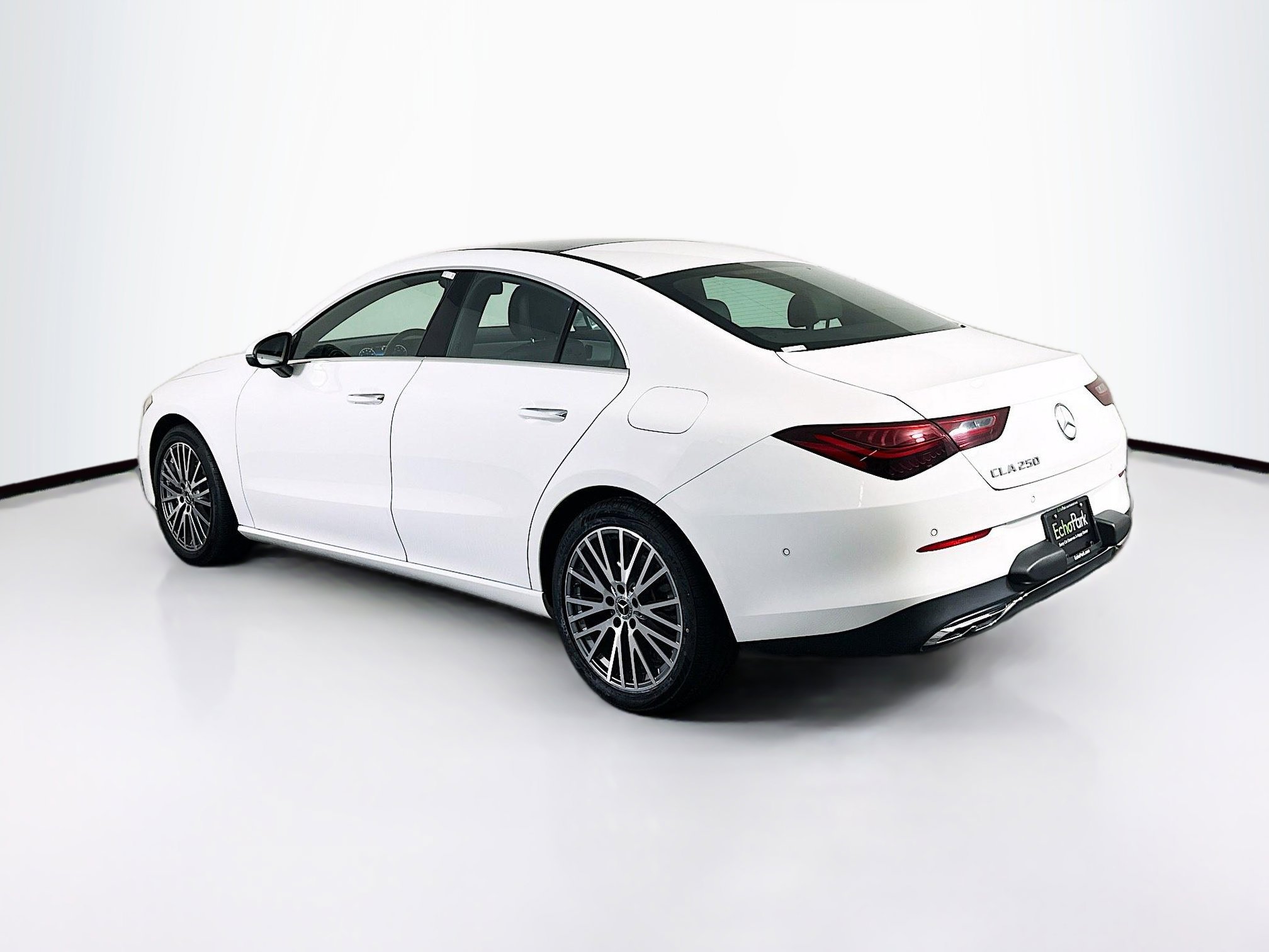 Used 2025 Mercedes-Benz CLA 250 image 5