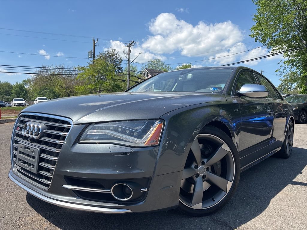 Used 2013 Audi S8 AWD/4WD image 2