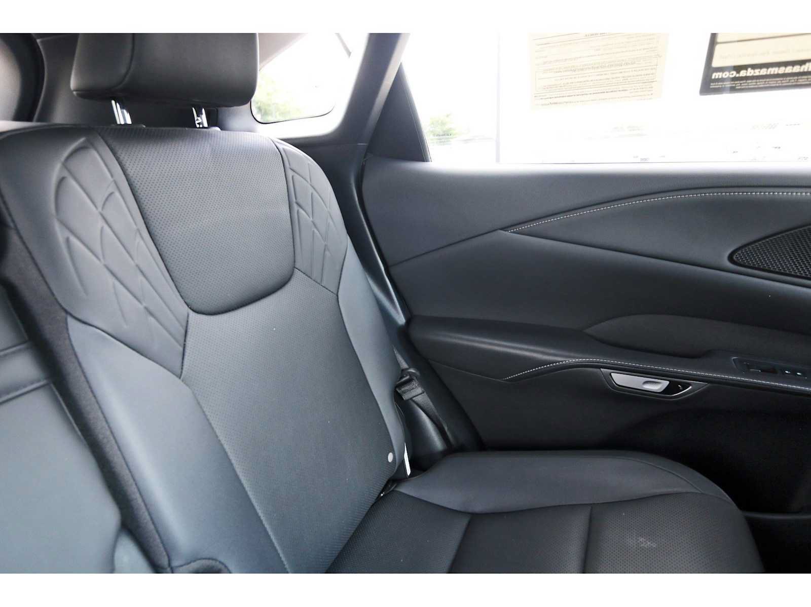 Used 2024 Lexus RX 350 Premium w/ Convenience Package FWD image 10