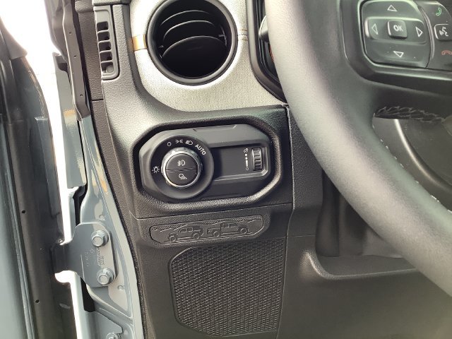 New 2026 Jeep Gladiator Sport AWD/4WD image 15