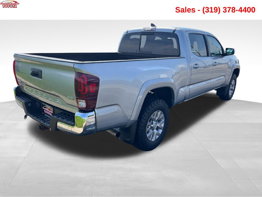Used 2018 Toyota Tacoma SR5 w/ Four Season Floor Mat Package AWD/4WD image 7