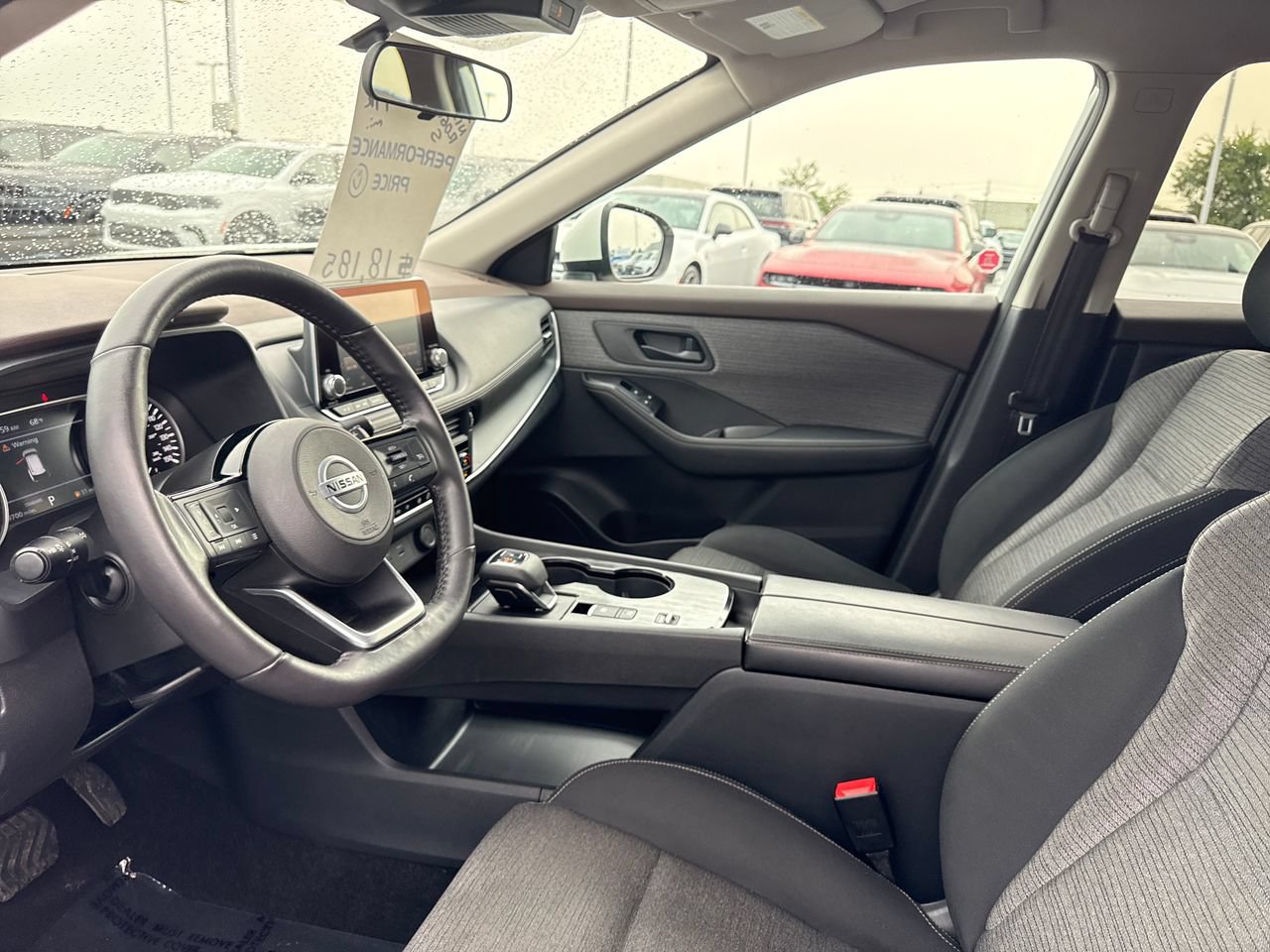 Used 2021 Nissan Rogue S FWD image 12