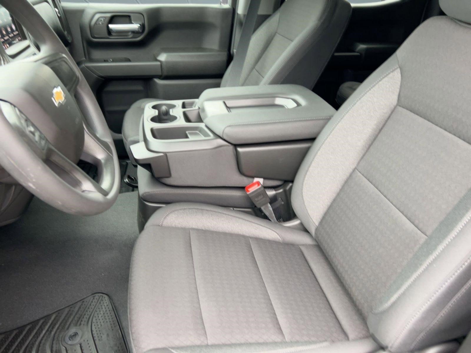 New 2026 Chevrolet Silverado 1500 Custom w/ LPO, Dark Essentials Package RWD image 22