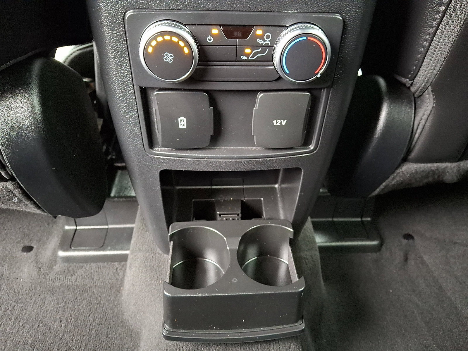 Used 2022 Ford Explorer ST-Line image 11