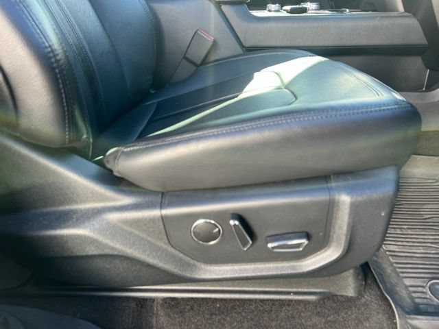Used 2019 Ford Expedition Limited w/ Special Edition Package AWD/4WD image 12
