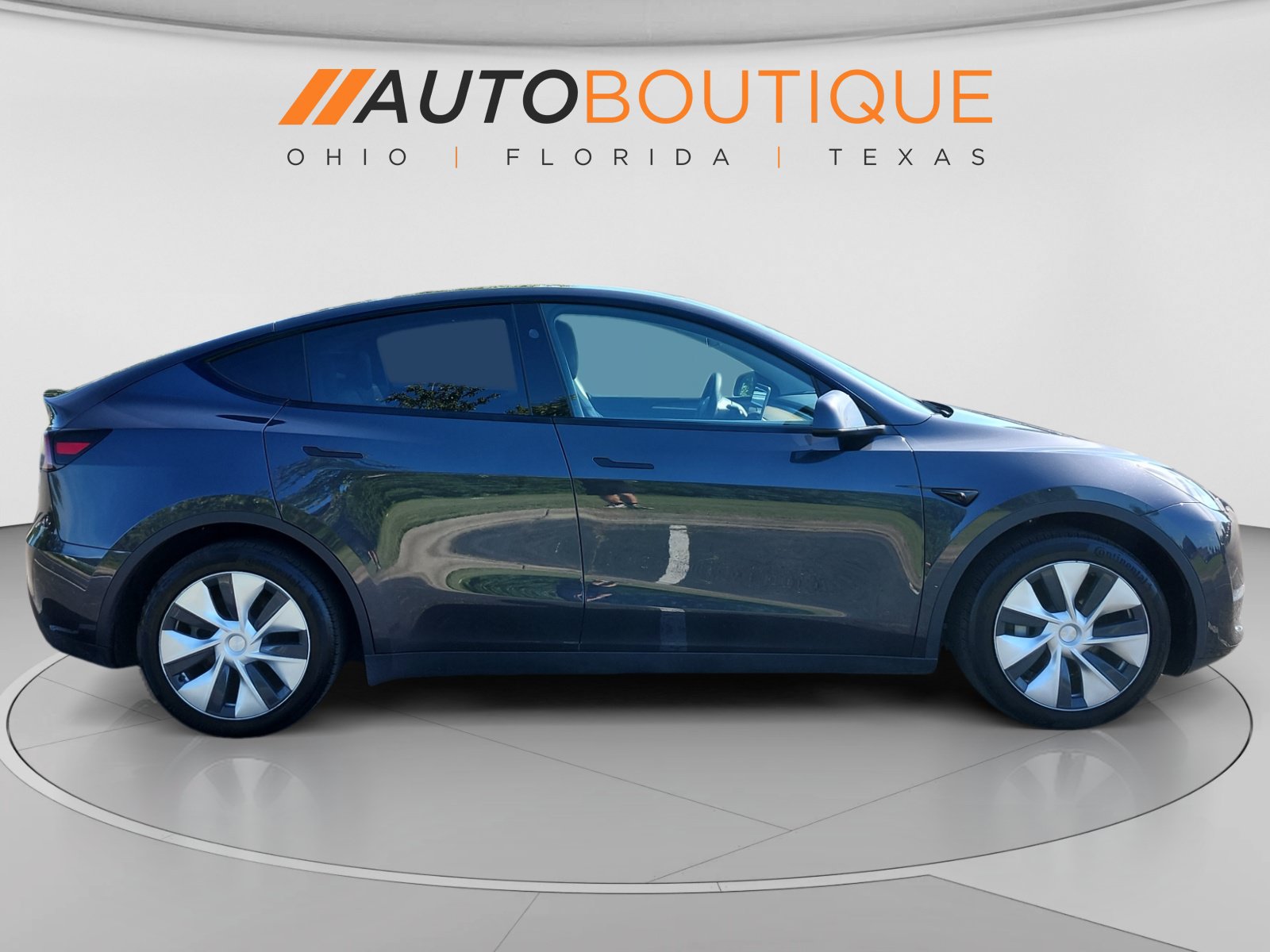 Used 2024 Tesla Model Y Long Range AWD/4WD image 6