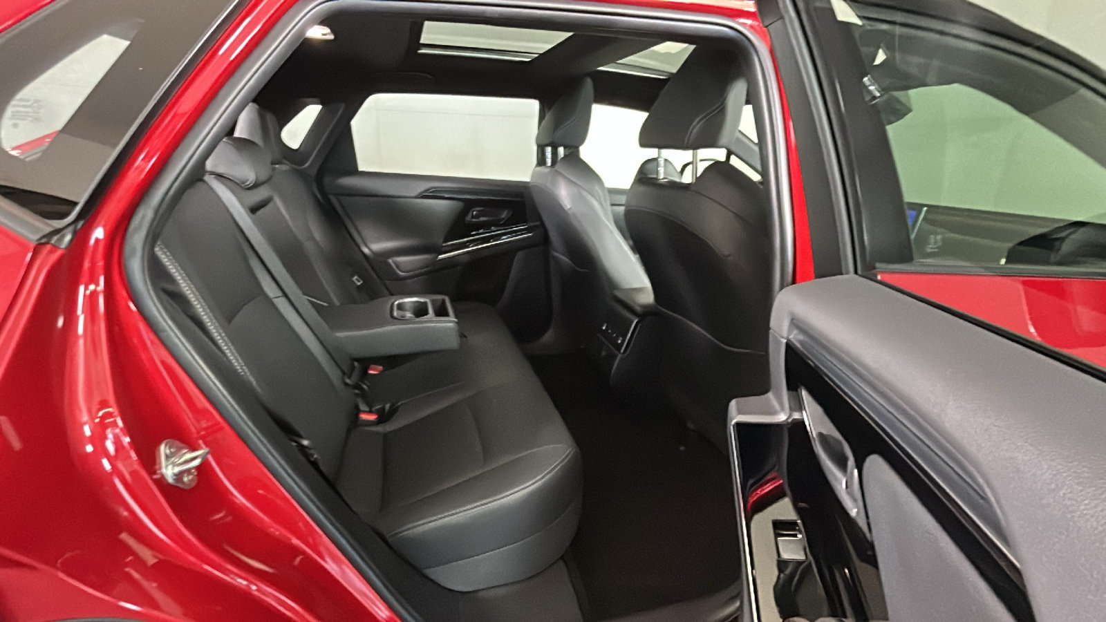 Used 2023 Subaru Solterra AWD image 36