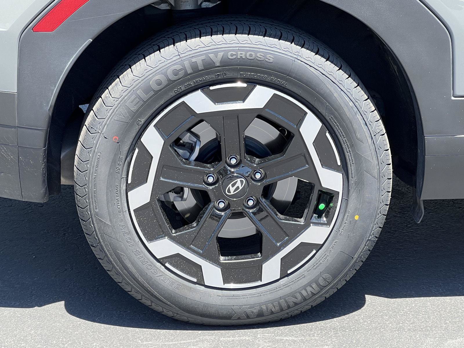 Certified 2024 Hyundai Santa Fe SE AWD/4WD image 15