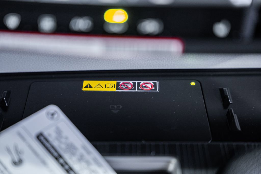 New 2026 Toyota Sienna XLE image 25