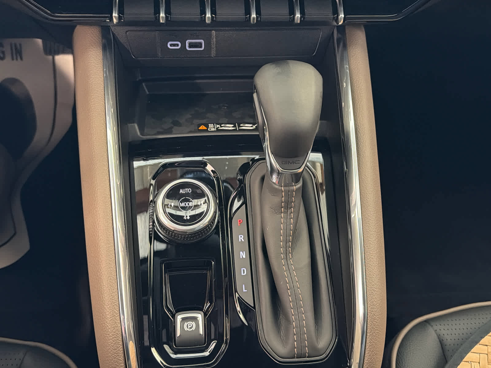 New 2026 GMC Canyon Denali image 51