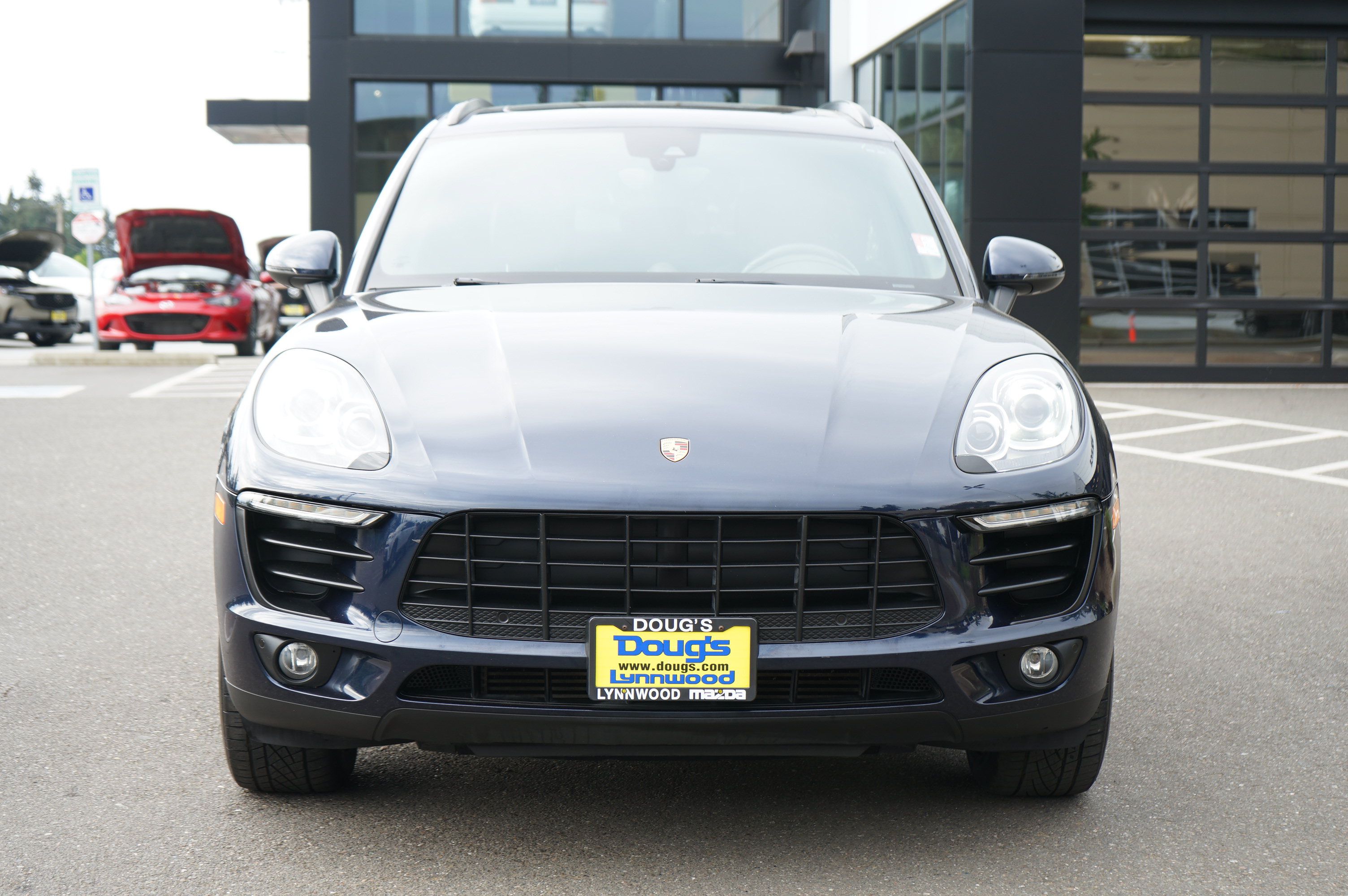 Used 2017 Porsche Macan AWD/4WD image 10