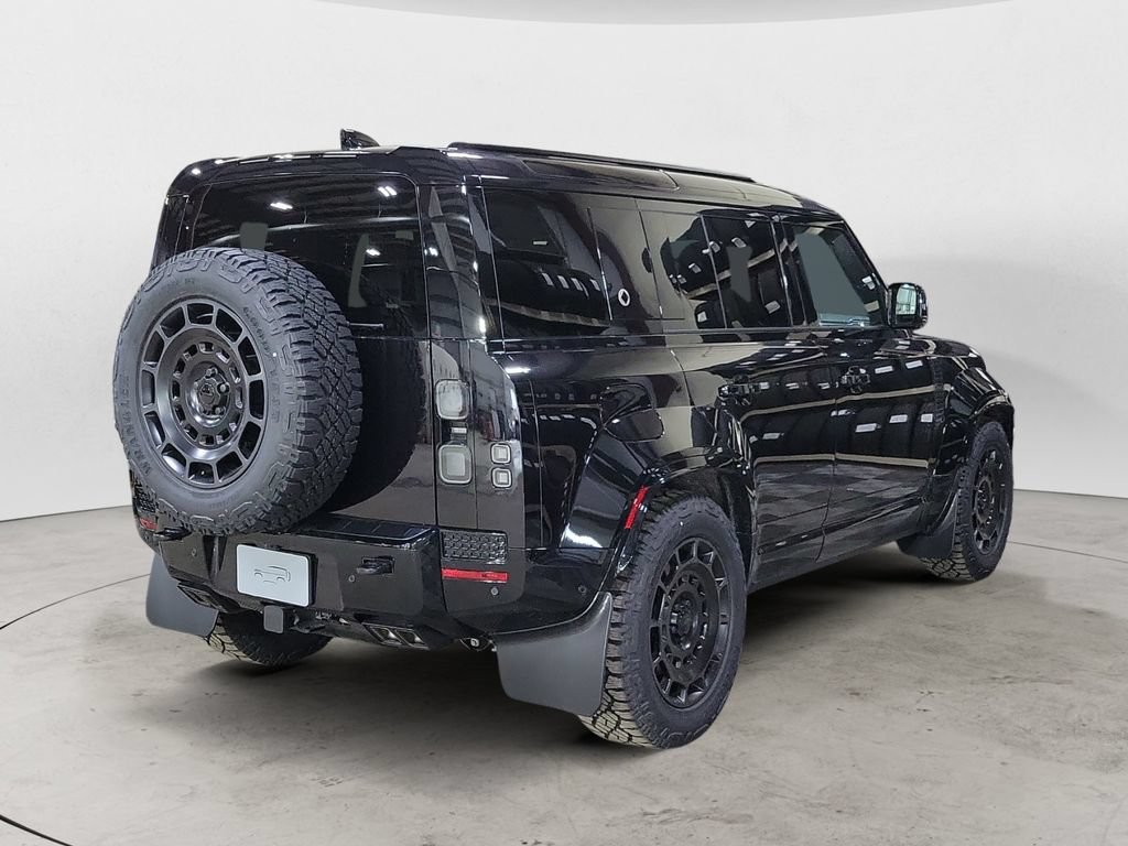 New 2026 Land Rover Defender 110 OCTA AWD/4WD image 5