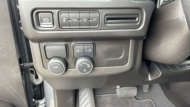 Used 2021 Chevrolet Tahoe LS RWD image 26