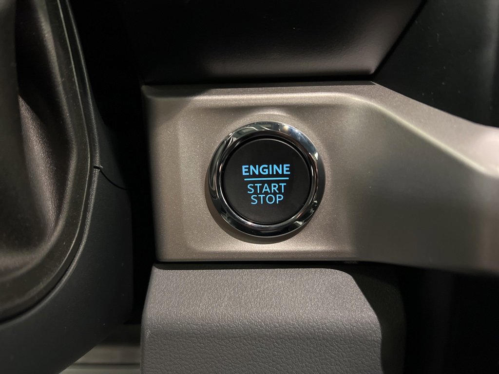 New 2025 Ford F250 XLT w/ Black Appearance Package image 18