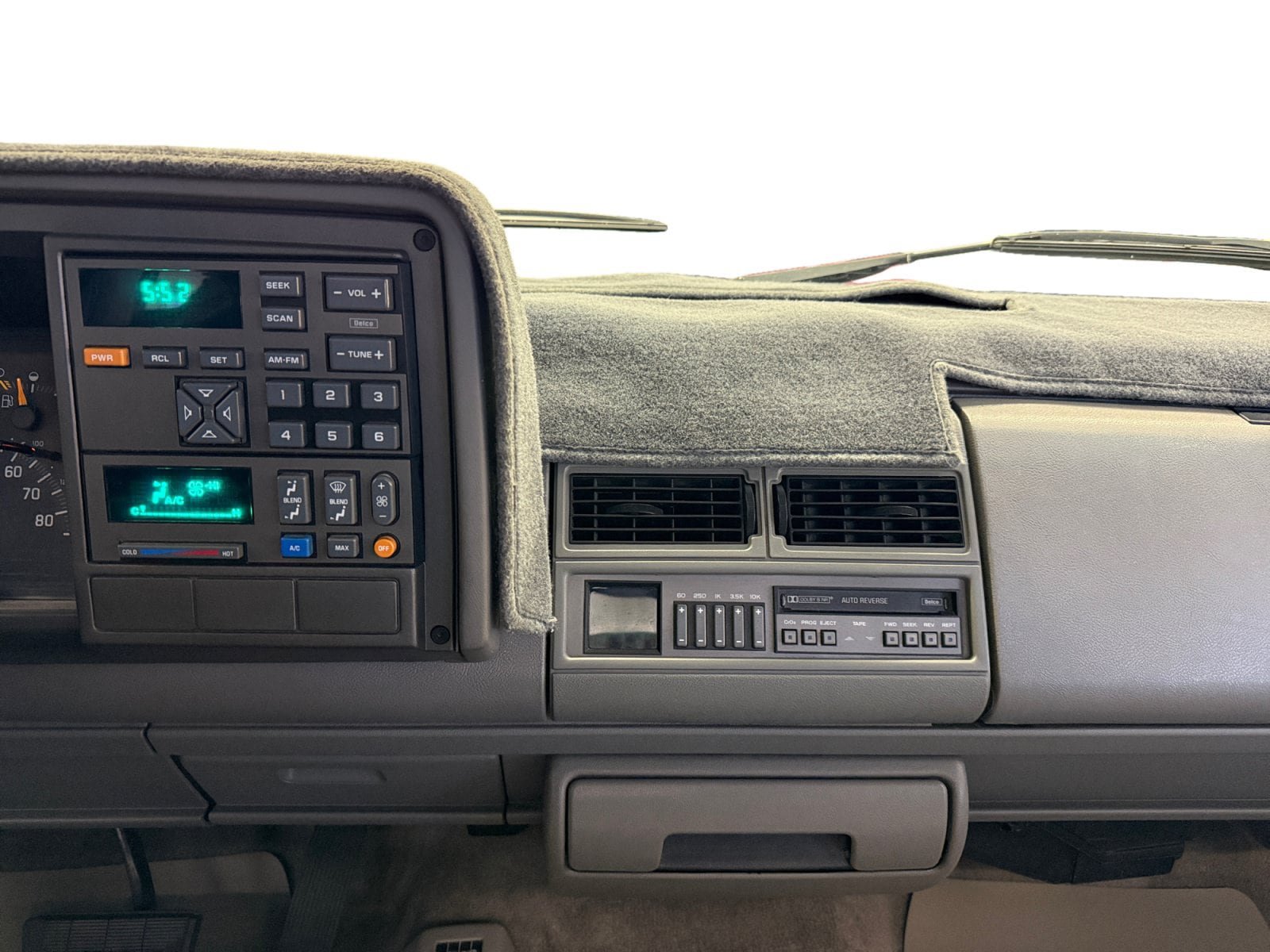 Used 1993 Chevrolet Silverado 1500 4x4 Regular Cab image 14