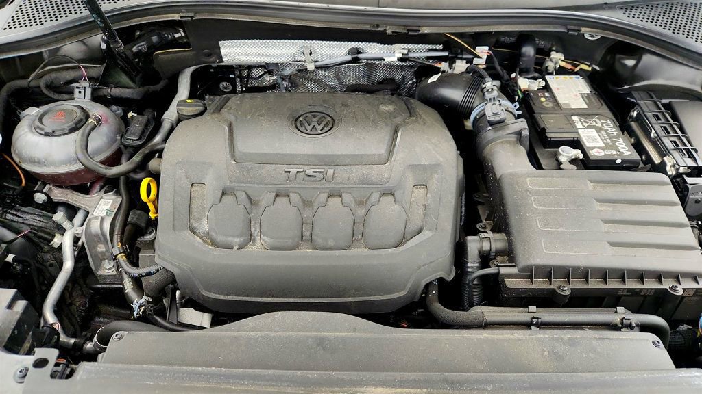 Used 2024 Volkswagen Tiguan SE R-Line AWD/4WD image 27