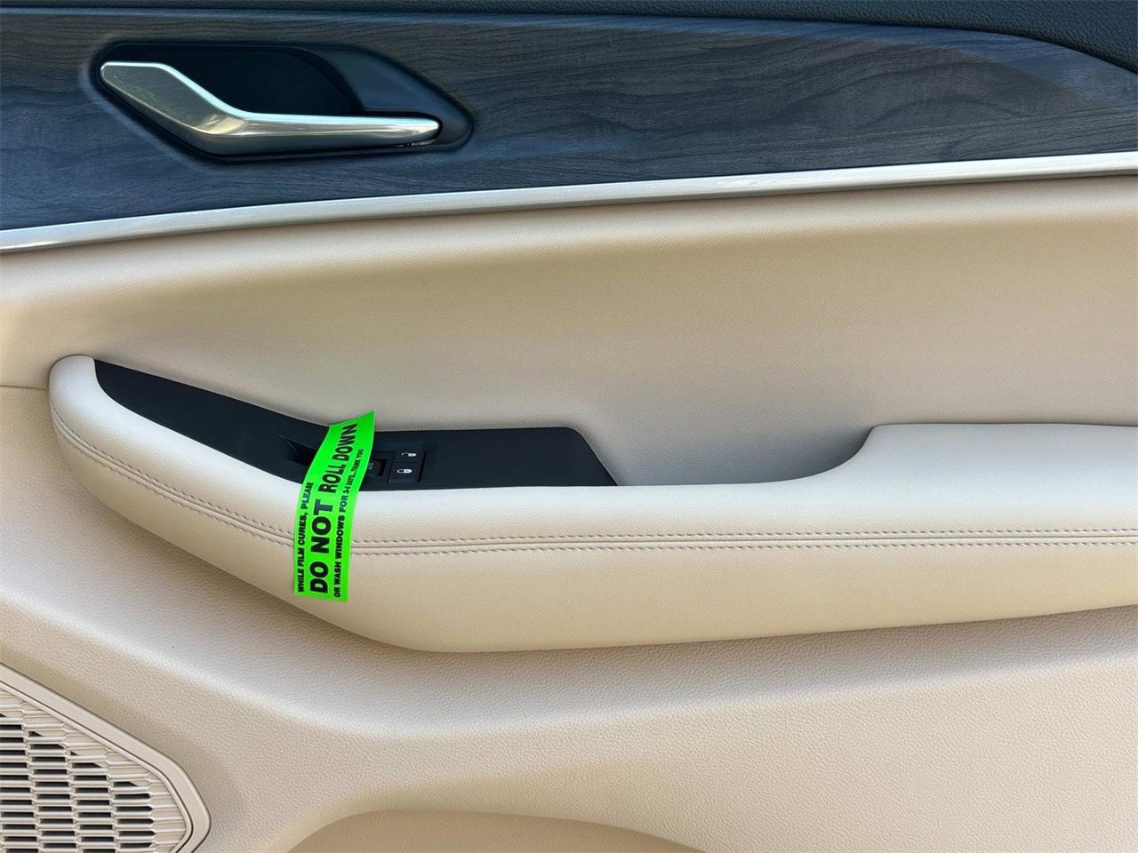 New 2025 Jeep Grand Cherokee Limited w/ Luxury Tech Group II image 32