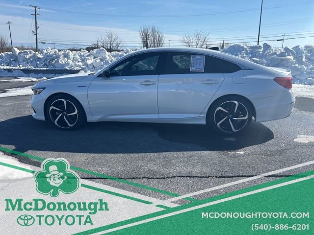 Used 2022 Honda Accord Sport image 3