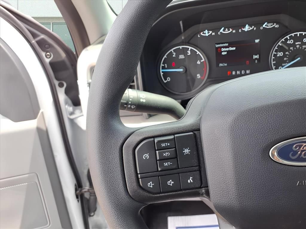 New 2024 Ford F550 4x4 Regular Cab Super Duty image 9