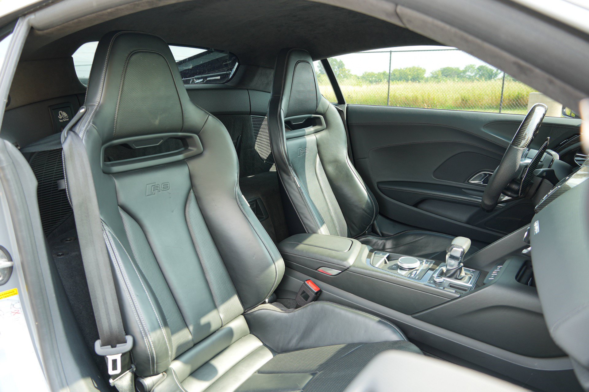 Used 2018 Audi R8 V10 plus AWD/4WD image 26