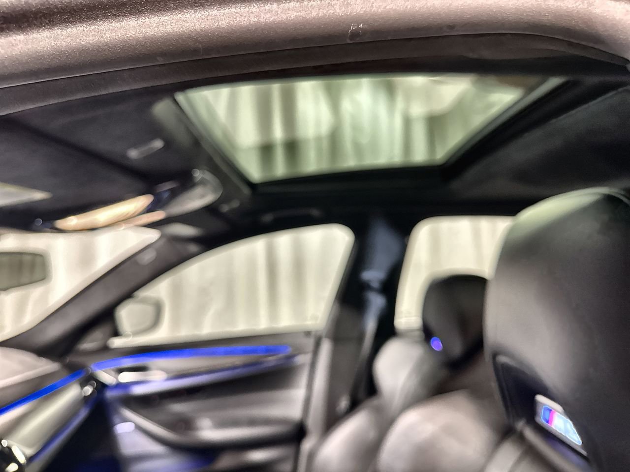 Used 2022 BMW M5 w/ Executive Package image 31