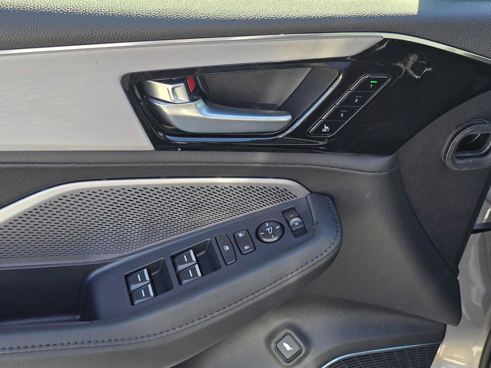 New 2026 Acura MDX SH-AWD image 24