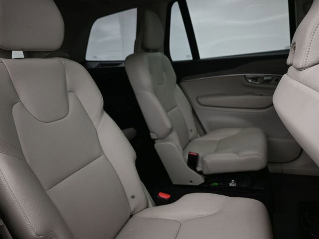 Used 2023 Volvo XC90 B6 Plus w/ Protection Package Premier AWD/4WD image 12
